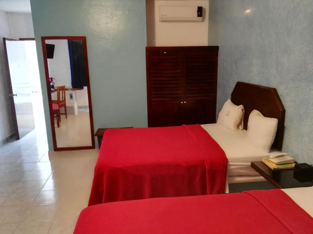 Hotel Oyo Casa Blanca Martínez de La Torre