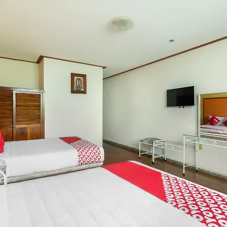Oyo Hotel Casa Blanca Martínez de La Torre Extérieur photo