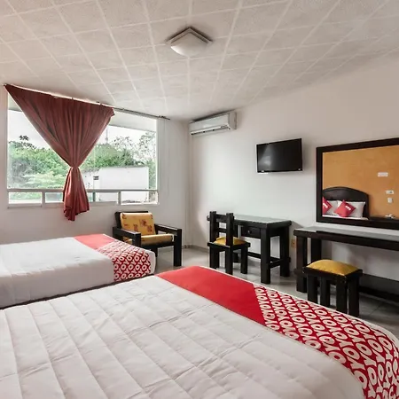 Oyo Hotel Casa Blanca Martínez de La Torre Extérieur photo
