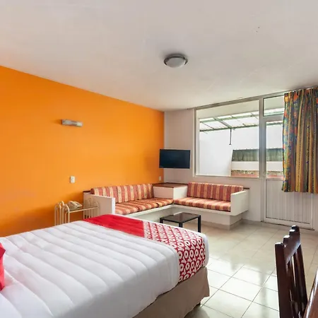 Oyo Hotel Casa Blanca Martínez de La Torre Extérieur photo