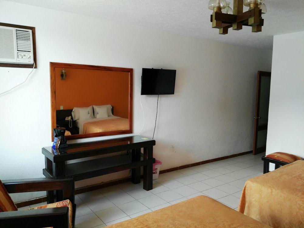 Hotel Oyo Casa Blanca Martínez de La Torre